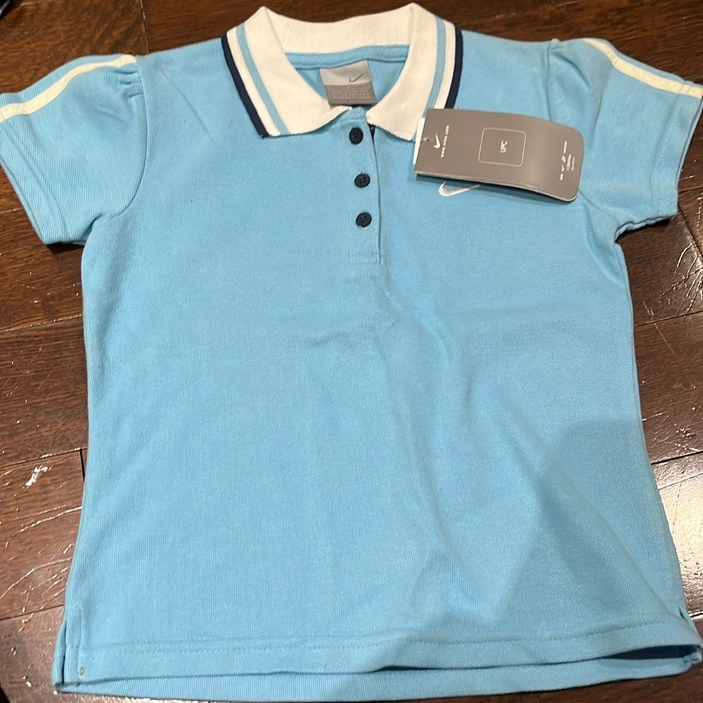 Cute Nike polo shirt!